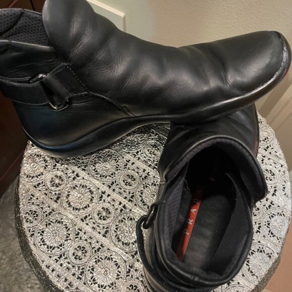 Women's Prada Sport Black Leather Velcro Strap Ankle Boot Size 38 - Picture 2 of 6